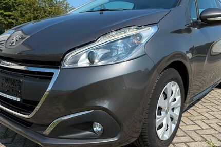 Peugeot 208 87.200 km 6.199 &euro; Bitterfeld 06749