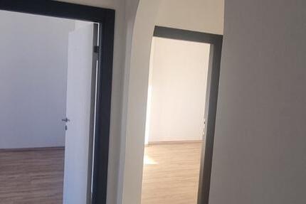 Sehr schöne 4 Raum Wohnung mit Fußbodenheizung 4 zimmer