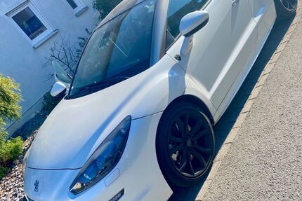 Peugeot RCZ 130.000 km 11.500 &euro; Halle 06112