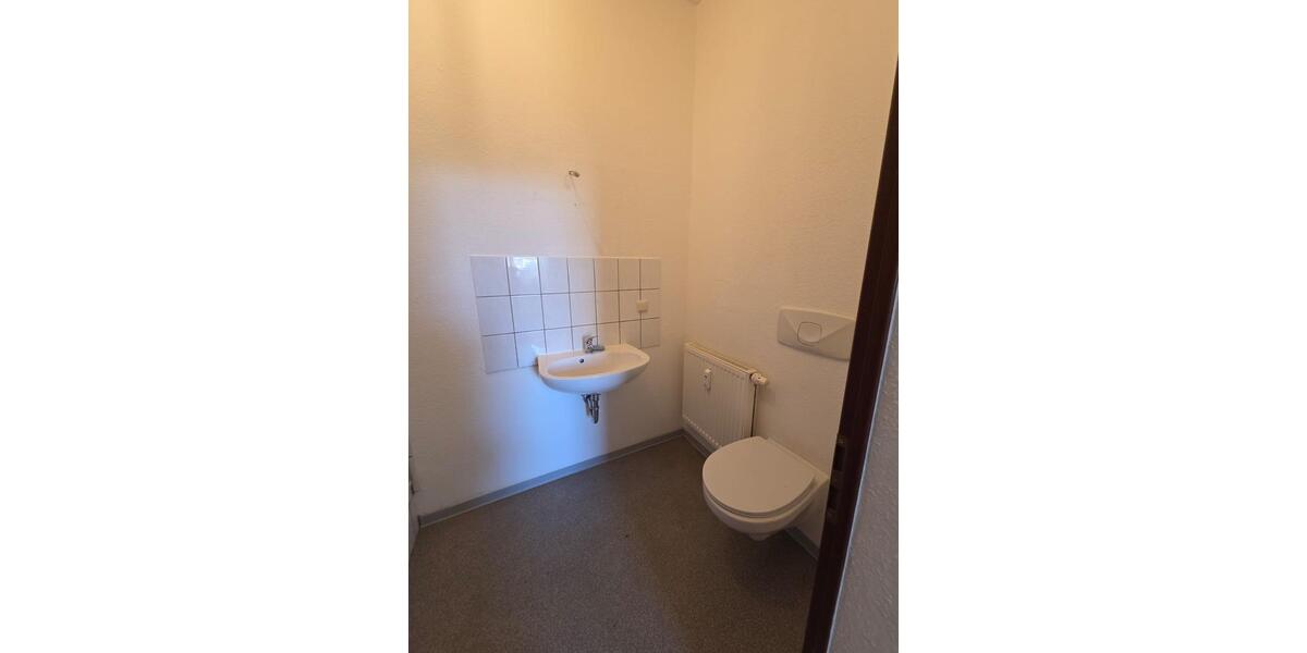 Etagenwohnung Halle (Saale) Büschdorf - 1 Zimmer, 17 m&sup2;, 220&euro; | Angebot:25579473