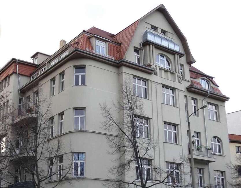 Wohnung zum Mieten in Halle 1.030 € 102.03 m²
