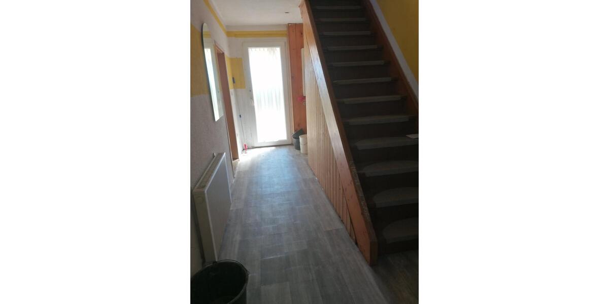 Reihenhaus Südliches Anhalt - 8 Zimmer, 66 m&sup2;, 504&euro; | Angebot:27623930