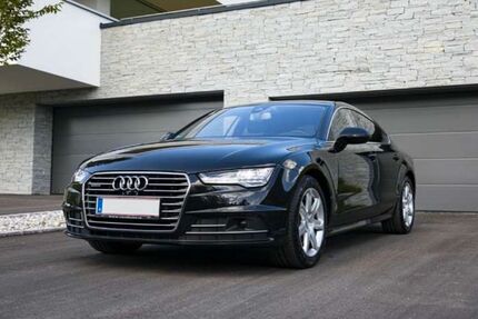 Audi A7 175.000 km 22.900 &euro; Hall 06060
