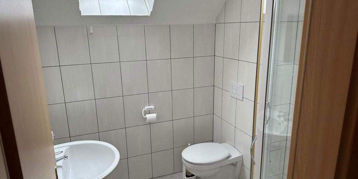 Mehrfamilienhaus, Wohnhaus Röblingen am See Röblingen am See - 1 Zimmer, 220 m&sup2;, 260.000&euro; | Angebot:25820146