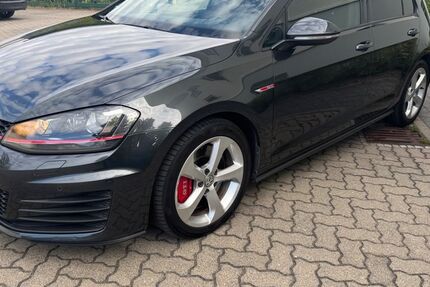 VW Golf 99.950 km 14.999 € Kabelsketal 06184