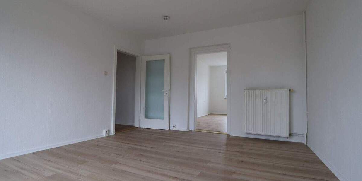 Etagenwohnung Seegebiet Mansfelder Land Röblingen am See - 2 Zimmer, 50 m&sup2;, 325&euro; | Angebot:25781130