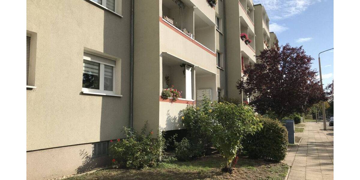 Etagenwohnung Halle (Saale) Nördliche Neustadt - 3 Zimmer, 57 m&sup2;, 320&euro; | Angebot:26843824