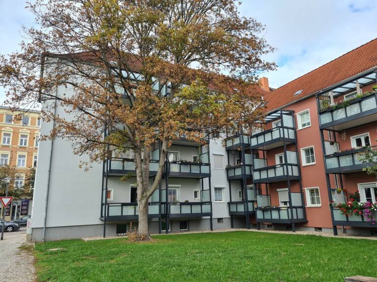 Etagenwohnung Halle Freiimfelde - 3 Zimmer, 65 m&sup2;, 530&euro; | Angebot:26257236