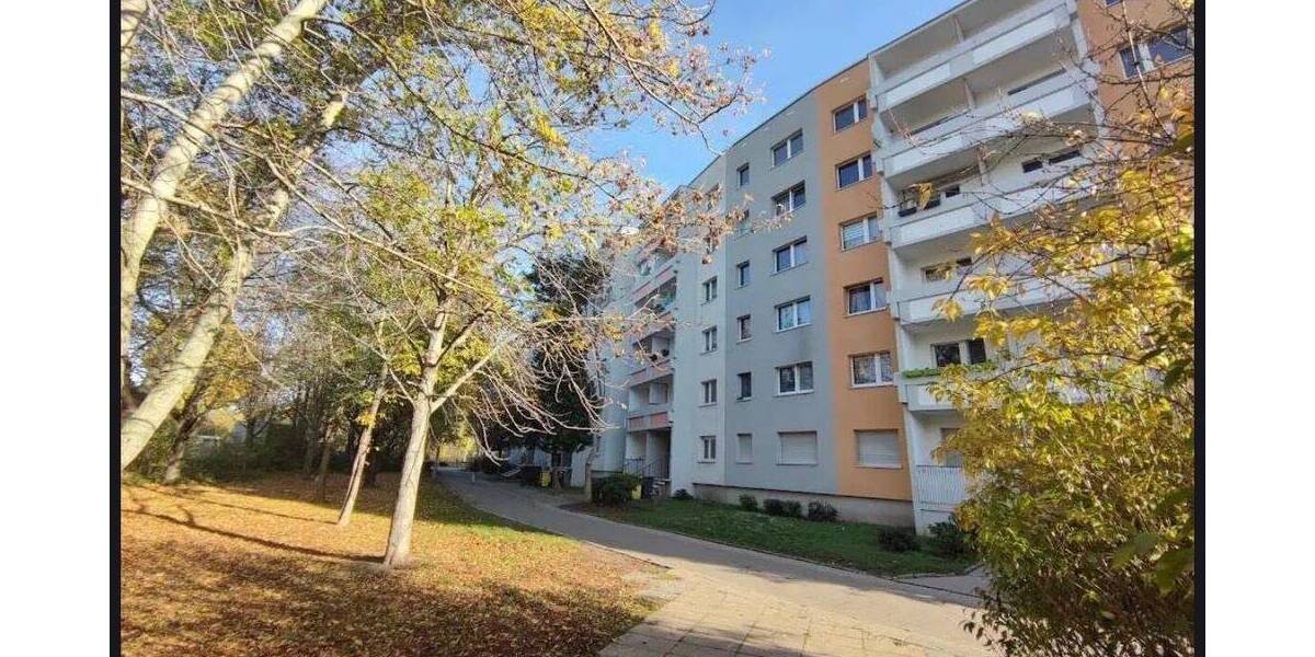 Etagenwohnung Halle (Saale) Südliche Neustadt - 2 Zimmer, 41 m&sup2;, 268&euro; | Angebot:26202184