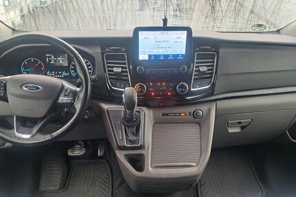 Ford Tourneo Custom 70.000 km 38.300 € Leuna 06237