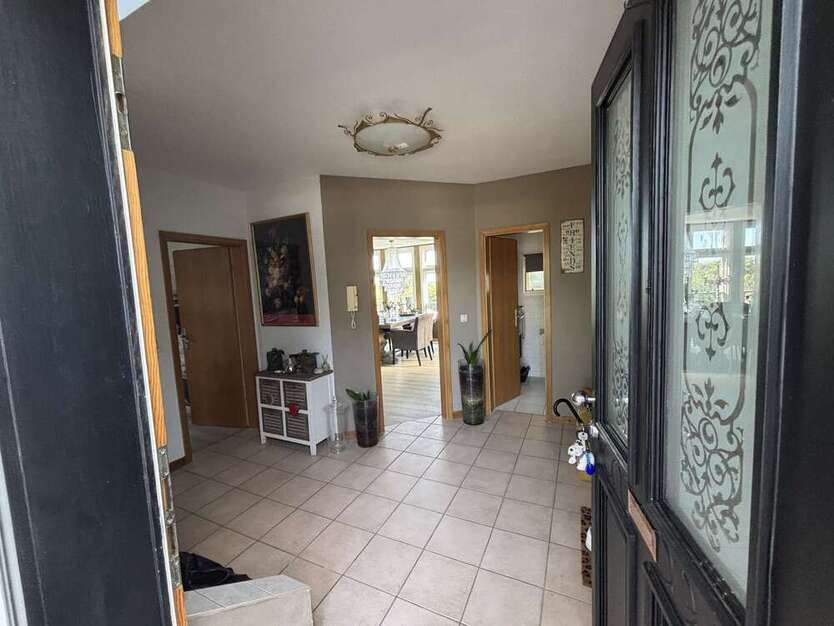 Ein Platz zum Ankommen – großzügige Doppelhaushälfte mit Traumgarten 5 zimmer