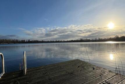 Traumhaft am Wasser leben