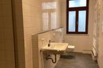 Frisch renoviert und bezugsfertig - 2 Zimmer, Küche, Bad!