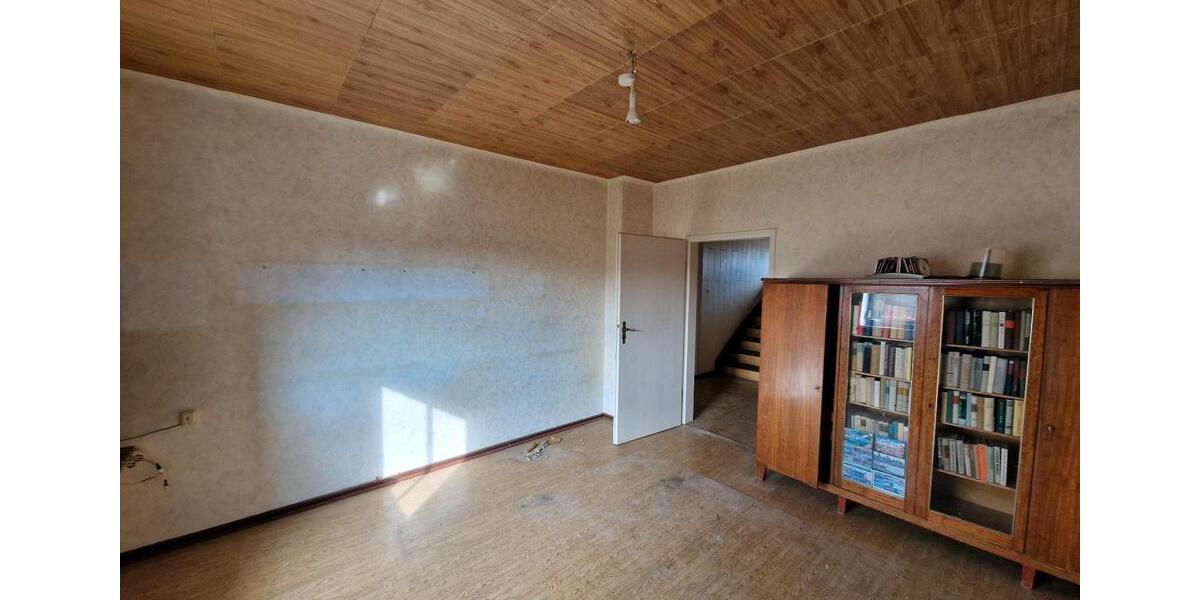 Reihenhaus Leuna - 5 Zimmer, 90 m&sup2;, 149.000&euro; | Angebot:25379067