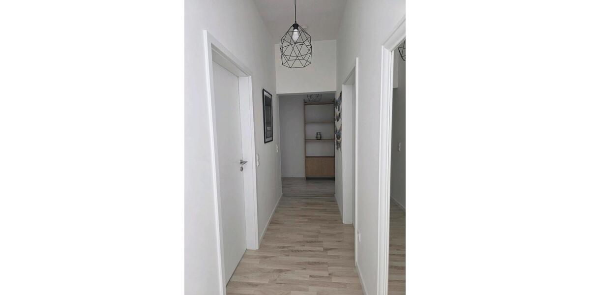 Etagenwohnung Bitterfeld-Wolfen Wolfen - 2 Zimmer, 62 m&sup2;, 105.000&euro; | Angebot:26900548