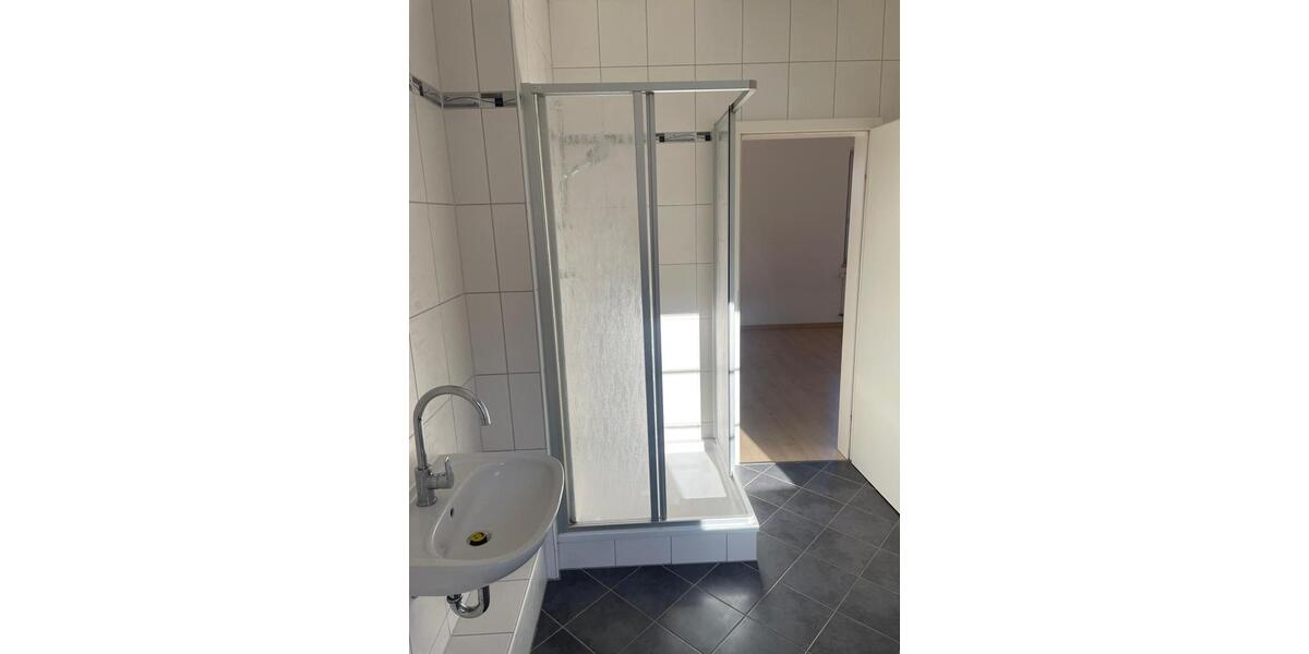 Etagenwohnung Bad Lauchstädt - 2 Zimmer, 50 m&sup2;, 394&euro; | Angebot:26044640