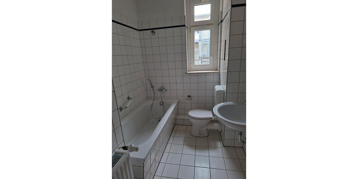 Maisonettenwohnung Halle (Saale) Damaschkestraße - 4 Zimmer, 119 m&sup2;, 1.120&euro; | Angebot:26562993