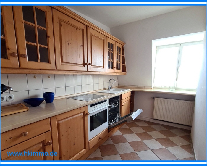 Teilmöblierte 2-Raumwohnung mit Küche in zentraler Lage von Köthen ! - Dachgeschoßwohnung Köthen | Angebot:26840143