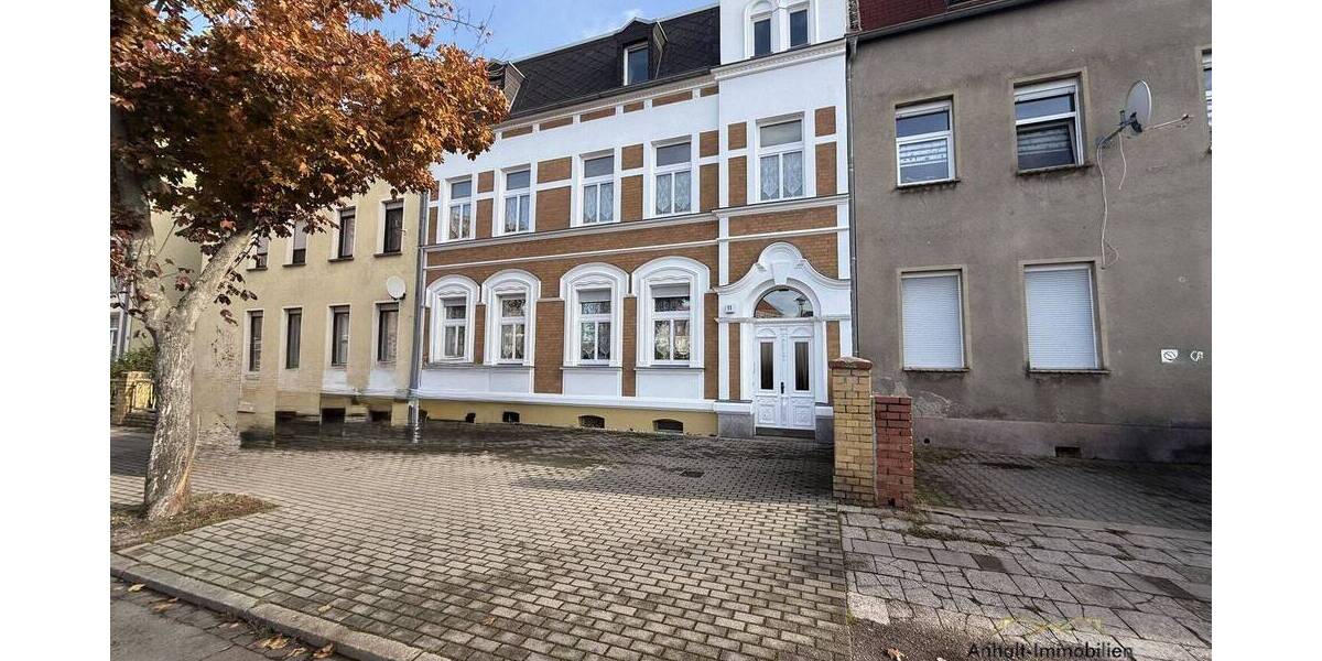 Etagenwohnung Bitterfeld Anhaltsiedlung - 4 Zimmer, 120 m&sup2;, 755&euro; | Angebot:26502887