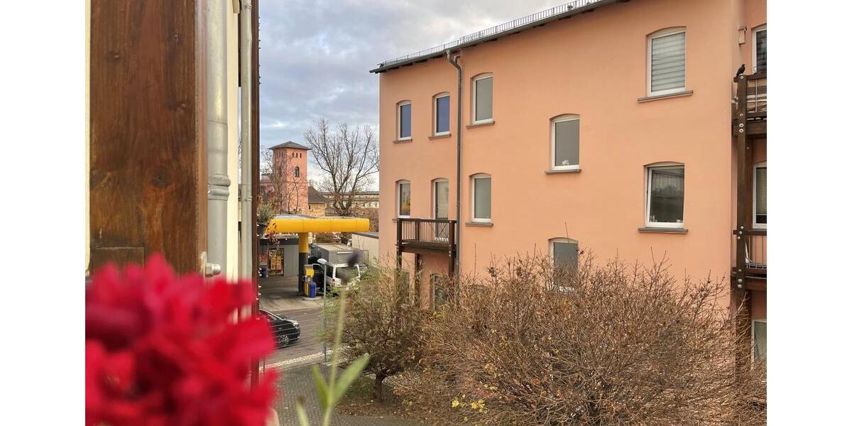Etagenwohnung Halle (Saale) Damaschkestraße - 3 Zimmer, 81 m&sup2;, 649&euro; | Angebot:26338195