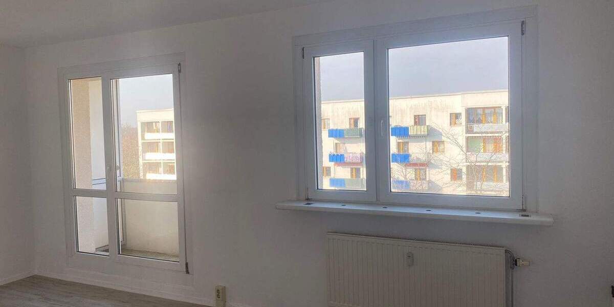 Zimmer Halle (Saale) Westliche Neustadt - 4 Zimmer, 65 m&sup2;, 362&euro; | Angebot:26190529