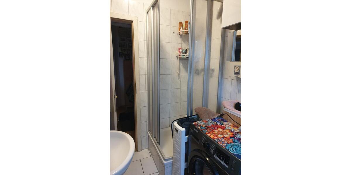 Dachgeschoßwohnung Halle (Saale) Damaschkestraße - 3 Zimmer, 72 m&sup2;, 700&euro; | Angebot:24813391