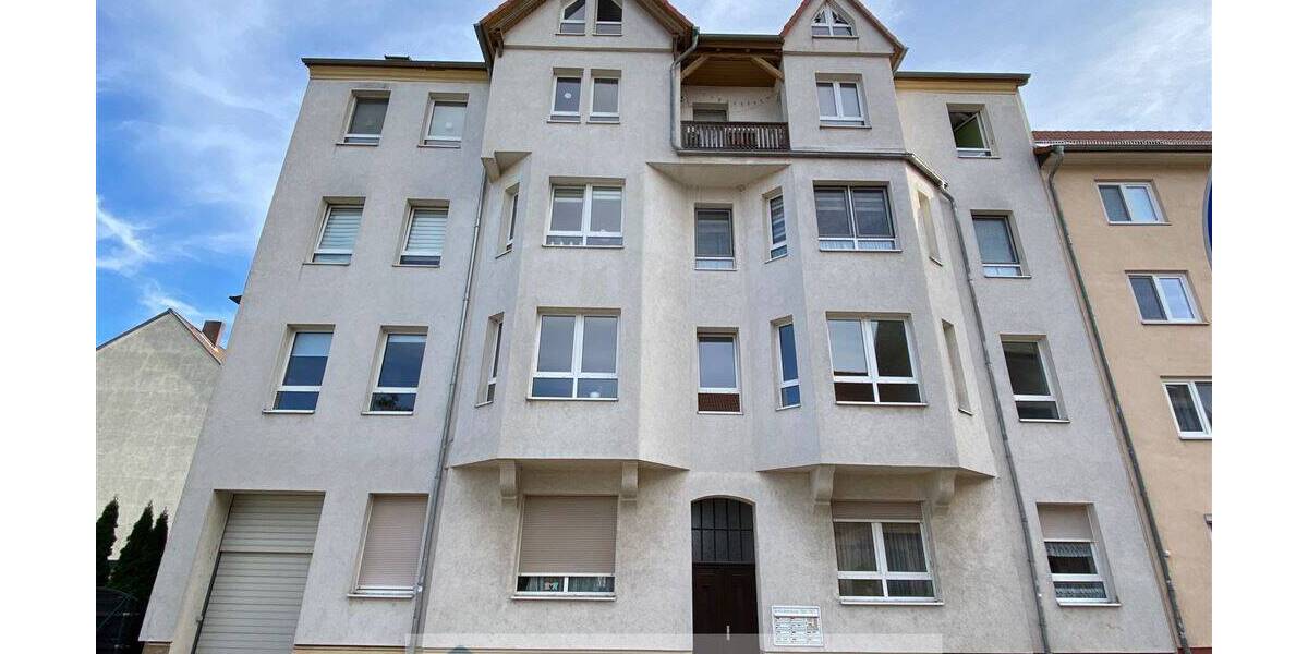 Sehr schöne Dachgeschosswohnung im Zentrum Merseburgs zu verkaufen 2 zimmer