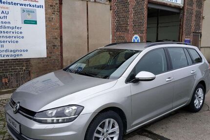 VW Golf 123.858 km 12.000 € Leipzig 04129
