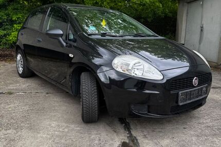 Fiat Punto 104.556 km 2.600 &euro; Halle 06124