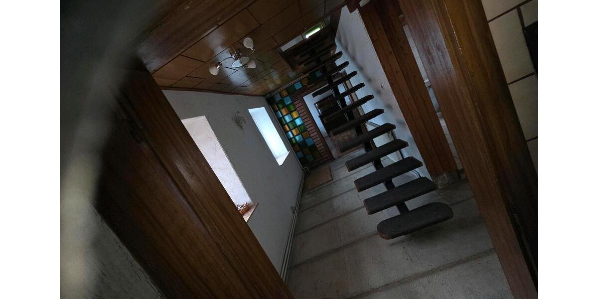 Doppelhaushälfte Bad Lauchstädt - 4 Zimmer, 75 m&sup2;, 75.000&euro; | Angebot:27107780
