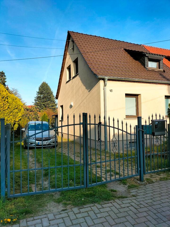 Doppelhaushälfte in ruhiger Lage von Brehna
