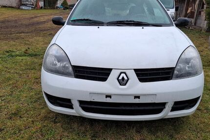 Renault Clio 120.100 km 2.000 &euro; Zörbig 06780