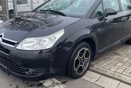 Citroen C4 156.136 km 1.750 &euro; Bitterfeld-Wolfen Ot Bobbau 06766
