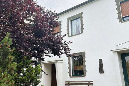 Haus Petersberg - 5.5 Zimmer, 140 m&sup2;, 265.000&euro; | Angebot:26882100