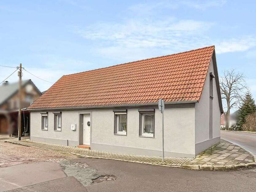 Haus zum Kaufen in Köthen 104.500 € 95 m²