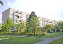 Wohnung zum Mieten in Halle (Saale) 282 € 56.23 m²