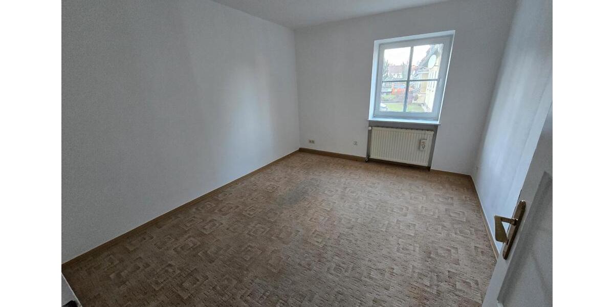 Etagenwohnung Bad Lauchstädt - 2 Zimmer, 46 m&sup2;, 280&euro; | Angebot:26610328