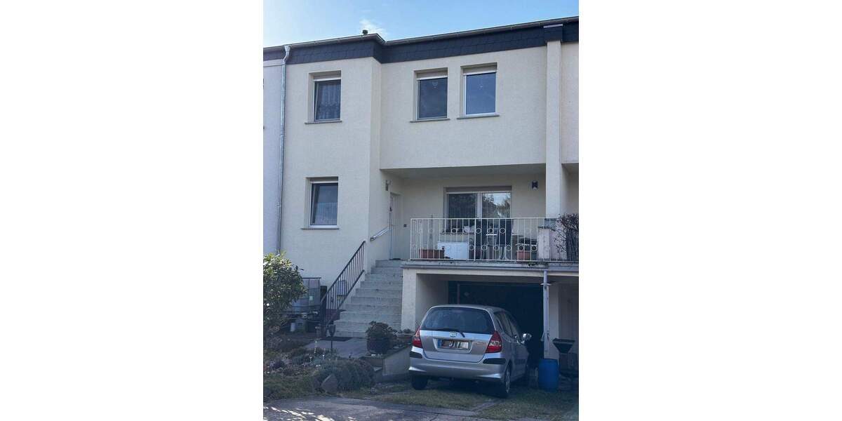 Reihenmittelhaus Halle (Saale) Silberhöhe - 5 Zimmer, 109 m&sup2;, 270.000&euro; | Angebot:25899538