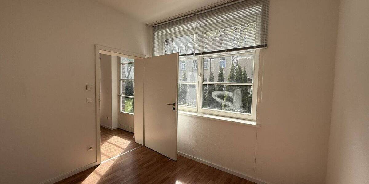 Etagenwohnung Bitterfeld Anhaltsiedlung - 2 Zimmer, 34 m&sup2;, 265&euro; | Angebot:26799302
