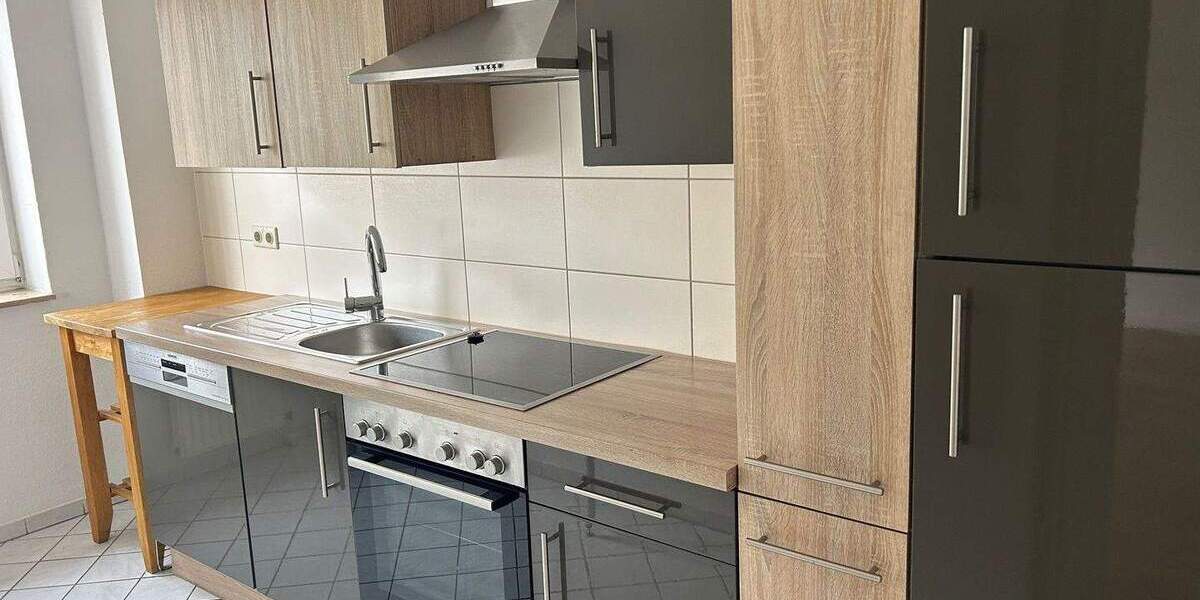 Etagenwohnung Merseburg Neumarkt (Vorstadt) - 4 Zimmer, 83 m&sup2;, 600&euro; | Angebot:26015636