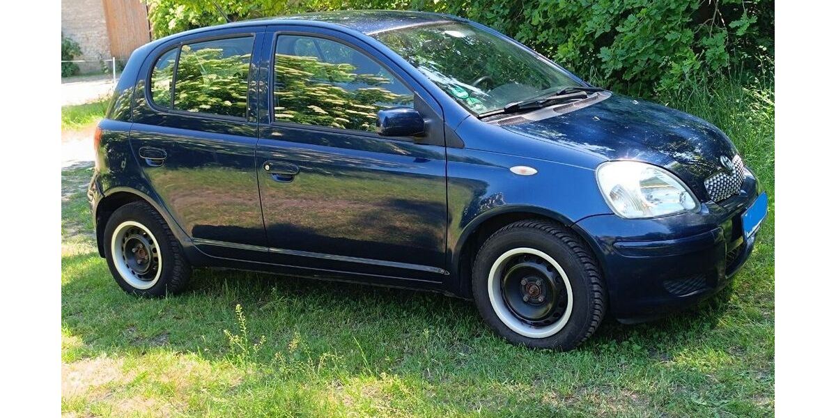 Toyota Yaris 121.000 km 1.700 &euro; Braunsbedra 06242