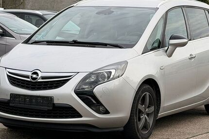 Opel Zafira 208.000 km 4.699 &euro; Greppin , Bitterfeld-Wolfen 06803