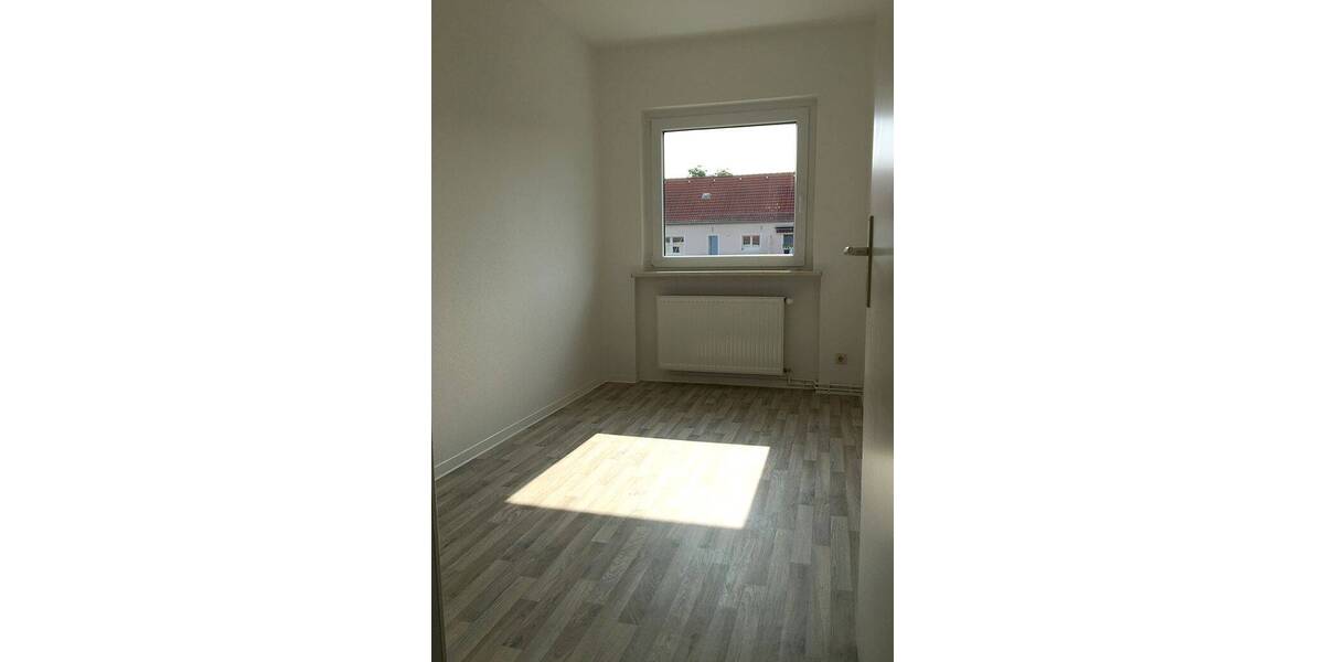 Etagenwohnung Bad Dürrenberg - 3 Zimmer, 54 m&sup2;, 355&euro; | Angebot:26819789