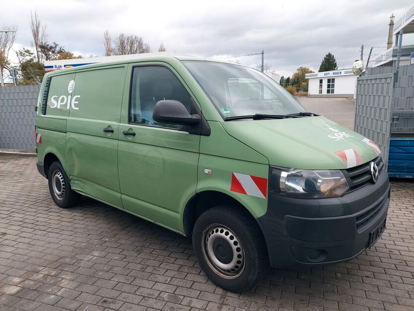 VW T5 Transporter 443.000 km 9.999 € Leipzig 04328