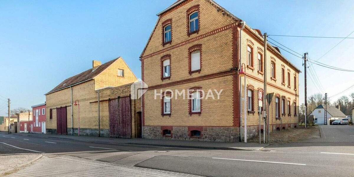 Einfamilienhaus Landsberg Oppin - 8 Zimmer, 240 m&sup2;, 230.000&euro; | Angebot:25212874