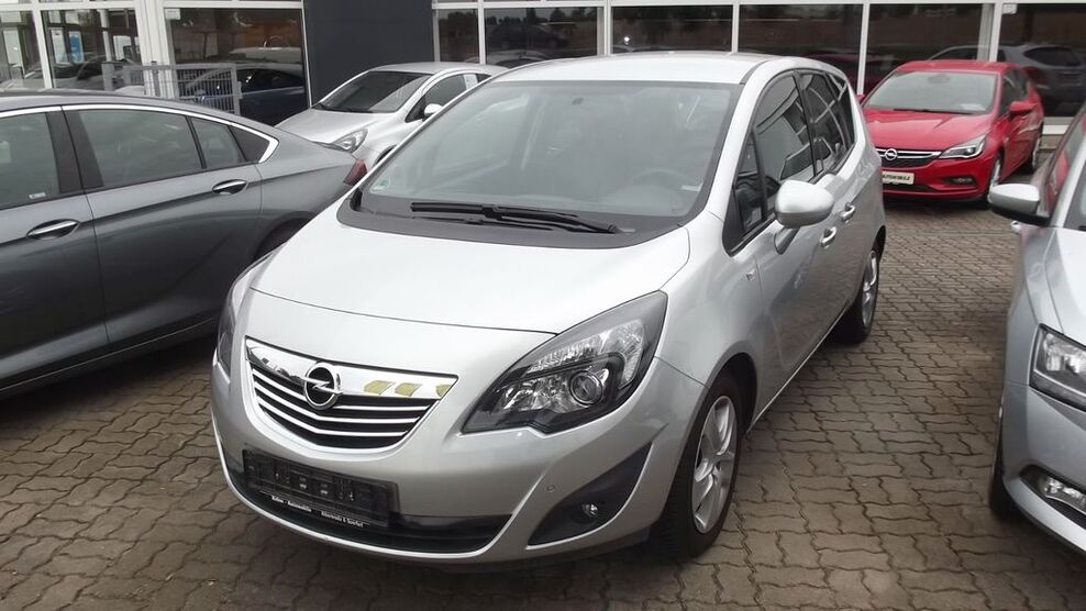 Opel Meriva 93.300 km 6.800 € Querfurt 06268