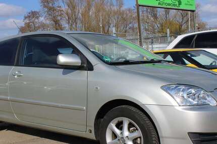 Toyota Corolla 159.500 km 3.500 &euro; Holleben bei Halle 06179