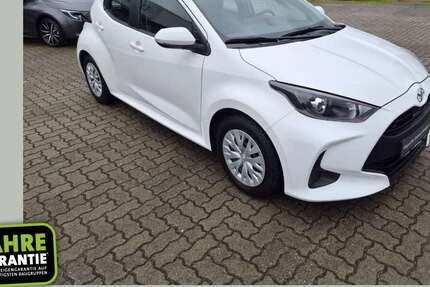 Toyota Yaris 21.995 km 13.155 &euro; Halle 06130