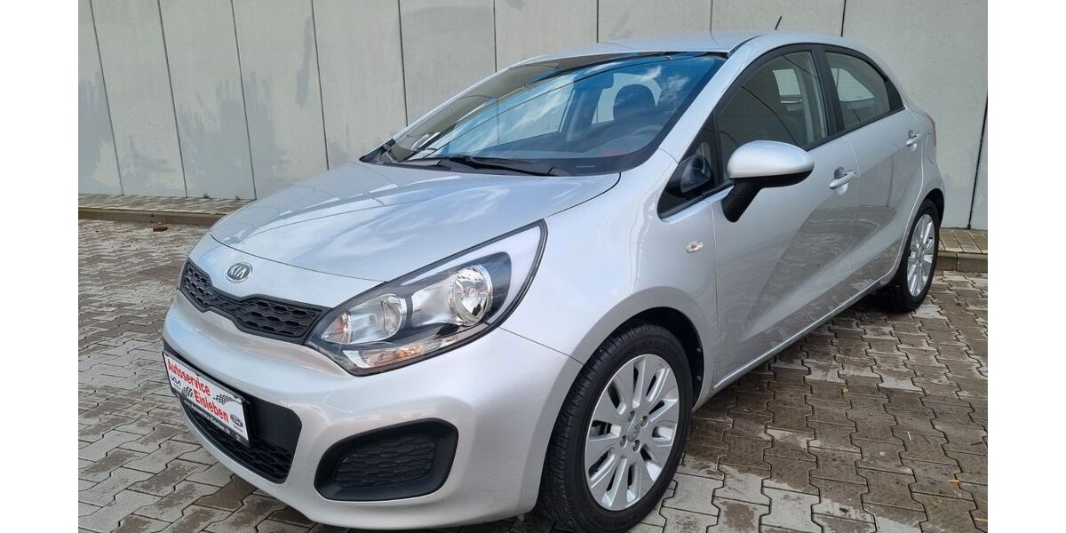 Kia Rio 23.020 km 6.590 &euro; Lutherstadt Eisleben 06295