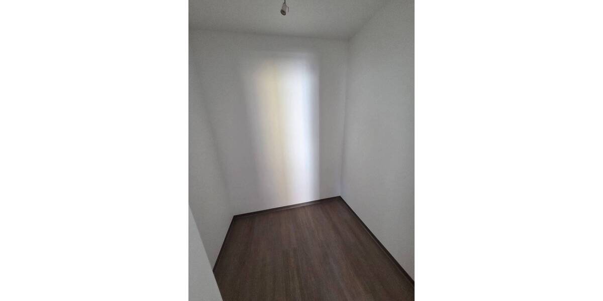 Etagenwohnung Merseburg Neumarkt (Vorstadt) - 4 Zimmer, 104 m&sup2;, 990&euro; | Angebot:22821433